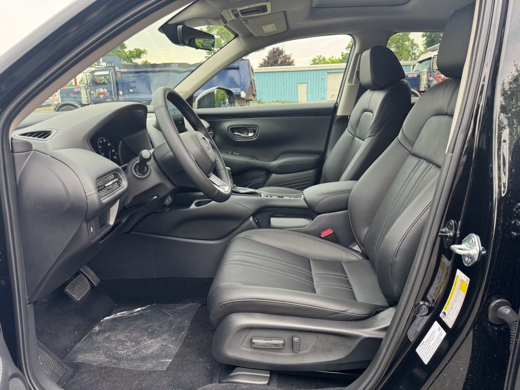New 2026 Honda HR-V EX-L image 11