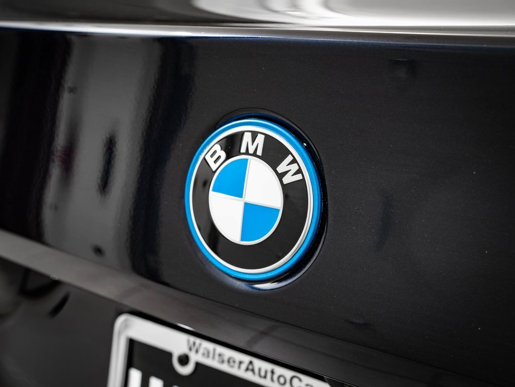 Used 2024 BMW i5 M60 w/ Premium Package image 19