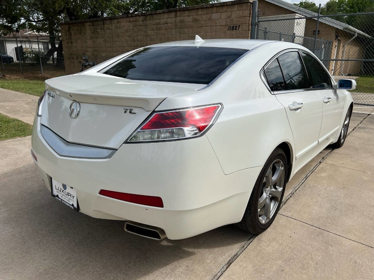 Used 2010 Acura TL w/ Technology Package FWD image 12