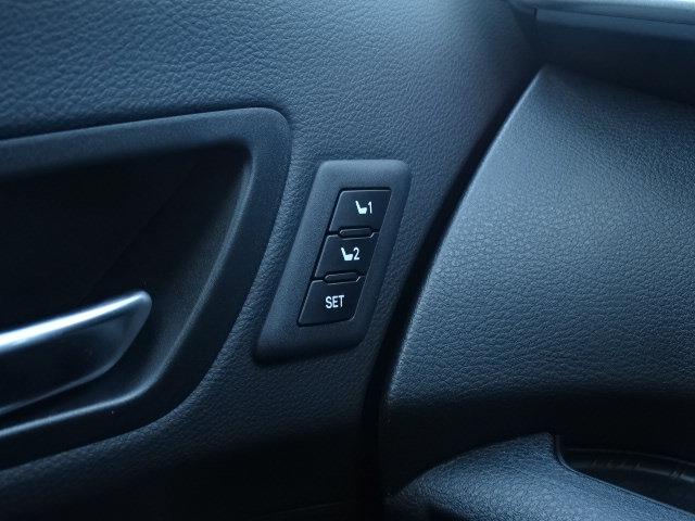 New 2026 Toyota Sienna Platinum AWD/4WD image 30