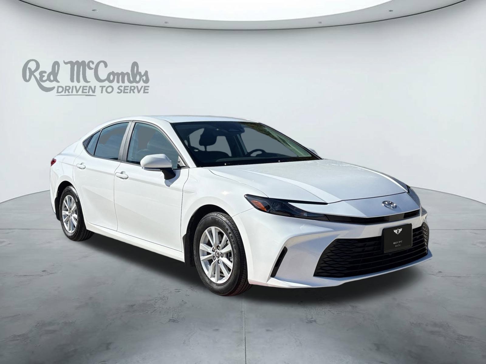 Used 2025 Toyota Camry LE image 7