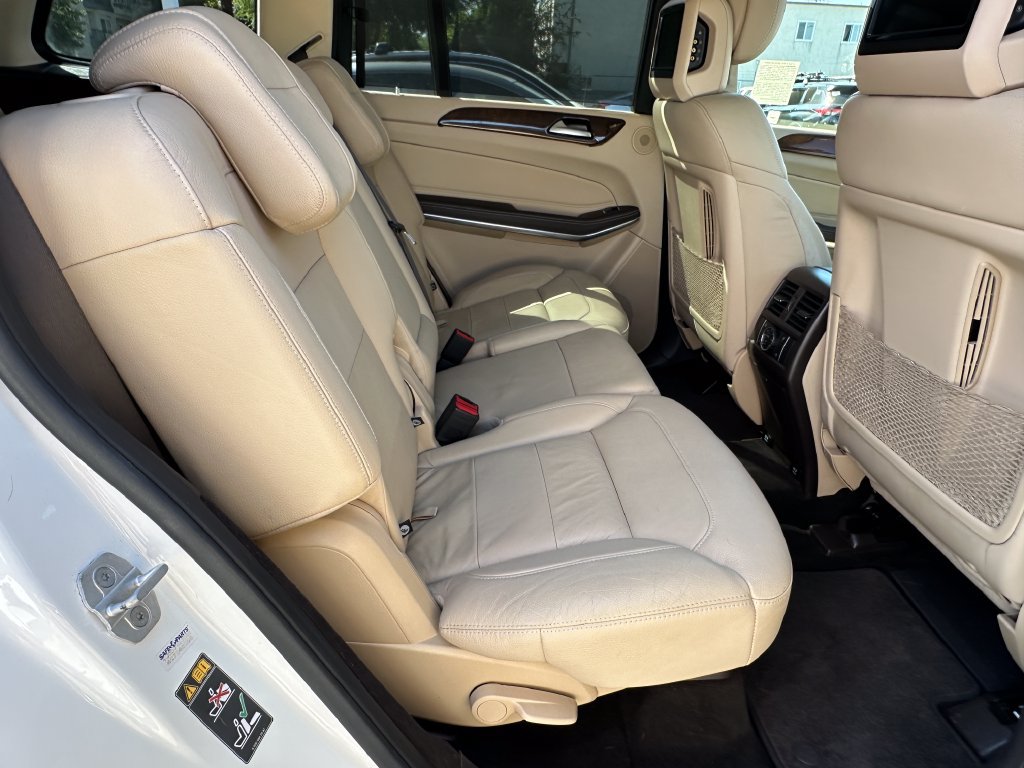 Used 2017 Mercedes-Benz GLS 550 4MATIC image 17