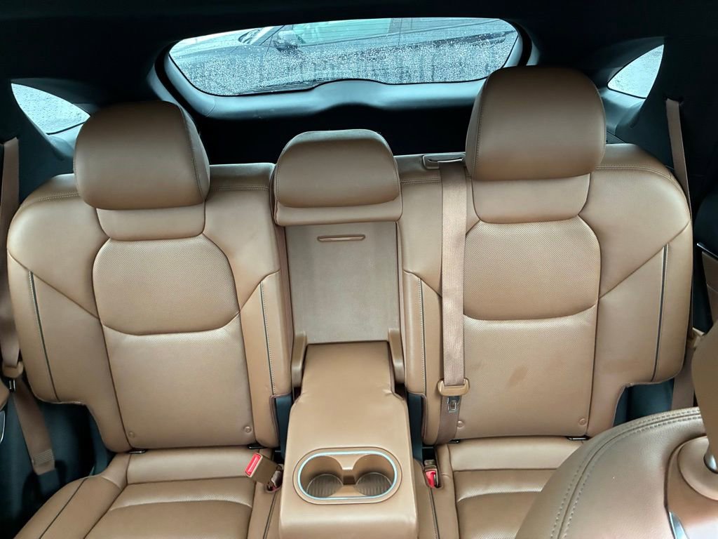 Used 2023 Genesis GV70 2.5T w/ Advanced Package image 18