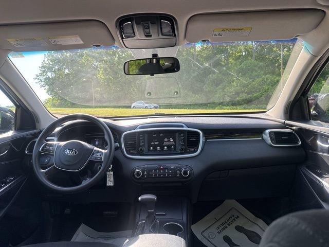 Used 2020 Kia Sorento FWD V6 image 14