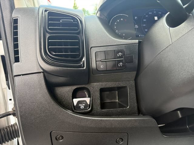 Used 2025 RAM ProMaster 2500 w/ U-Haul Equipment Group FWD image 19