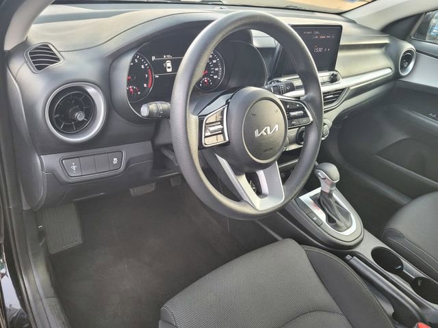 Used 2024 Kia Forte LXS image 9