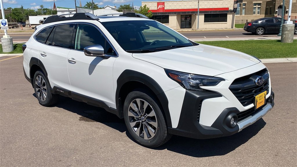 New 2025 Subaru Outback Touring XT image 3