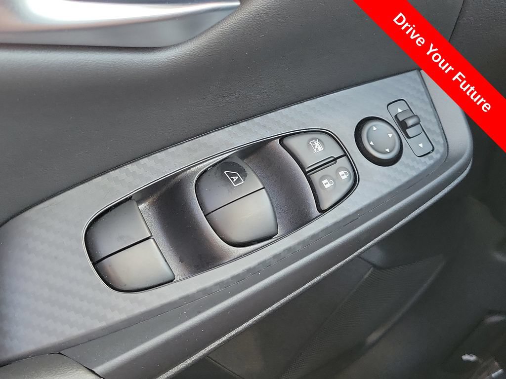 Used 2025 Nissan Sentra SV w/ Trunk Package FWD image 14