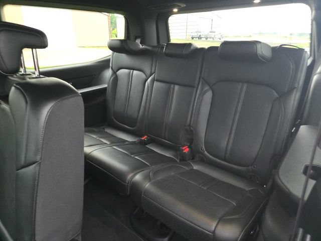 Used 2023 Jeep Wagoneer Series II AWD/4WD image 8
