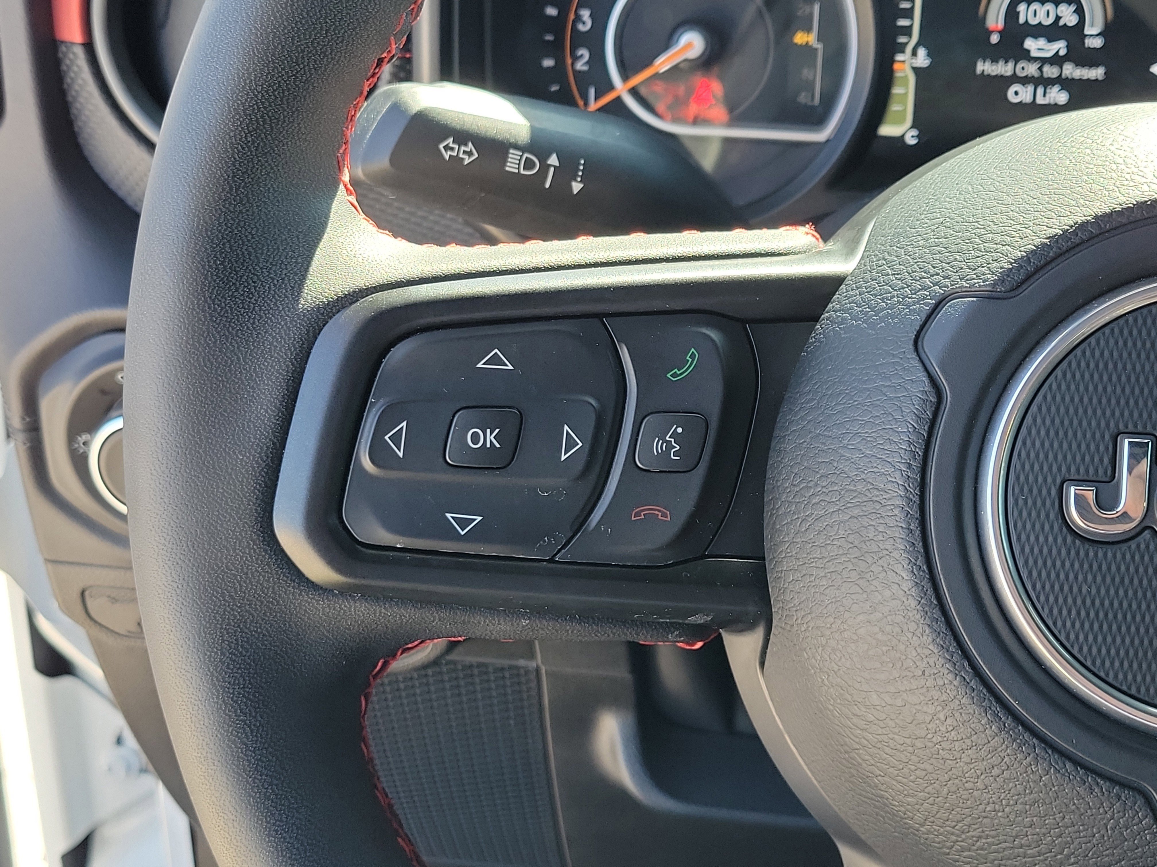 Used 2024 Jeep Wrangler Unlimited Rubicon AWD/4WD image 25