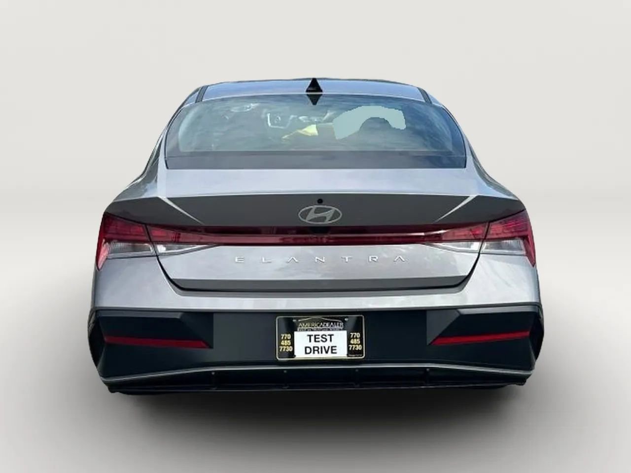 Used 2025 Hyundai Elantra SEL image 8