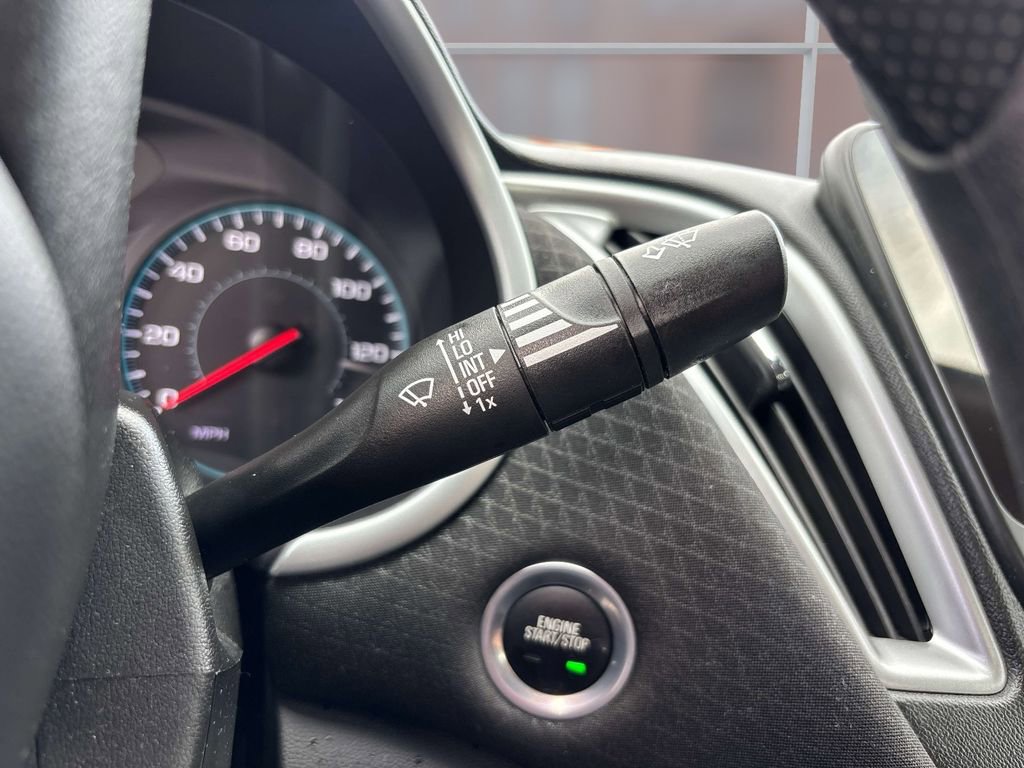 Used 2024 Chevrolet Malibu LT image 30