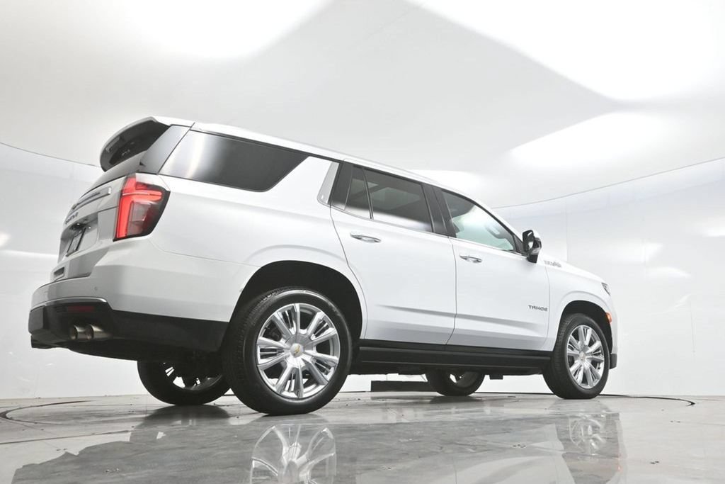 Used 2022 Chevrolet Tahoe High Country w/ Premium Package 2 AWD/4WD image 68