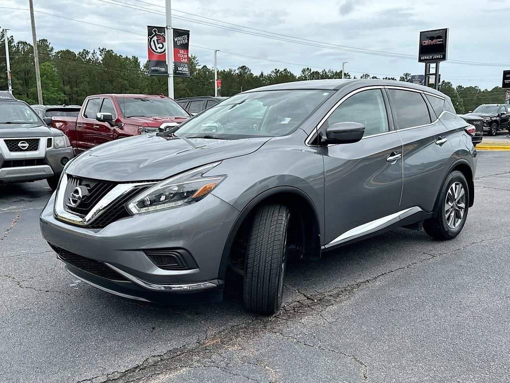 Used 2018 Nissan Murano S w/ Cargo Package FWD image 2