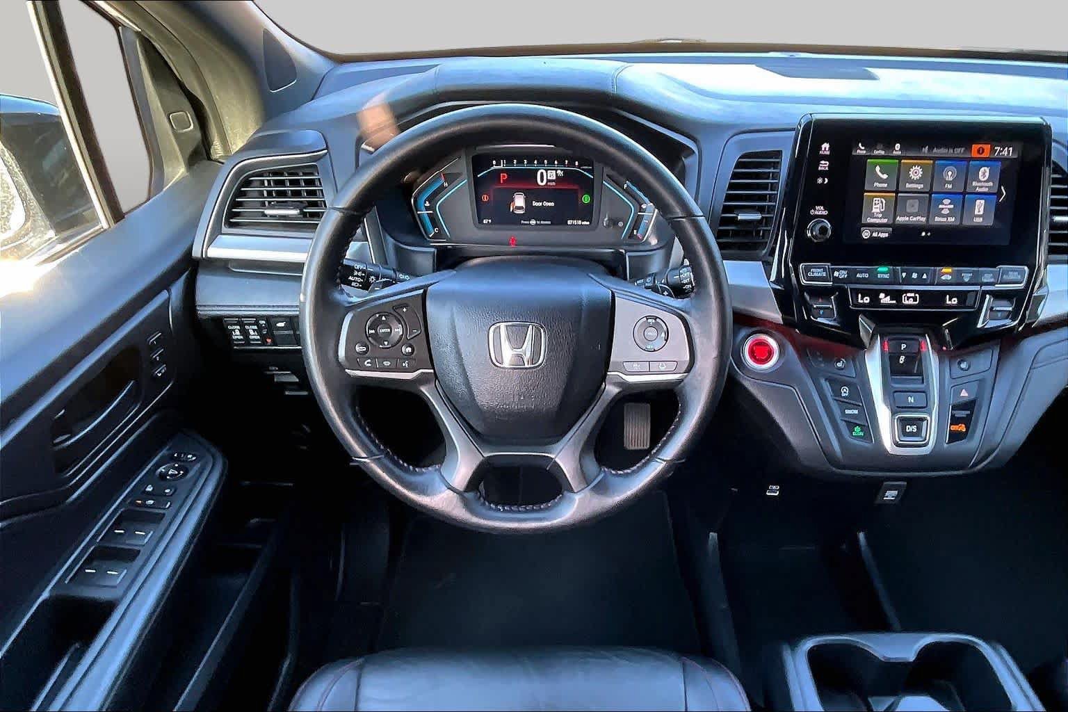 Used 2023 Honda Odyssey Sport image 6