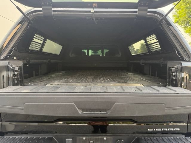 Used 2025 GMC Sierra 3500 Denali Ultimate AWD/4WD image 13