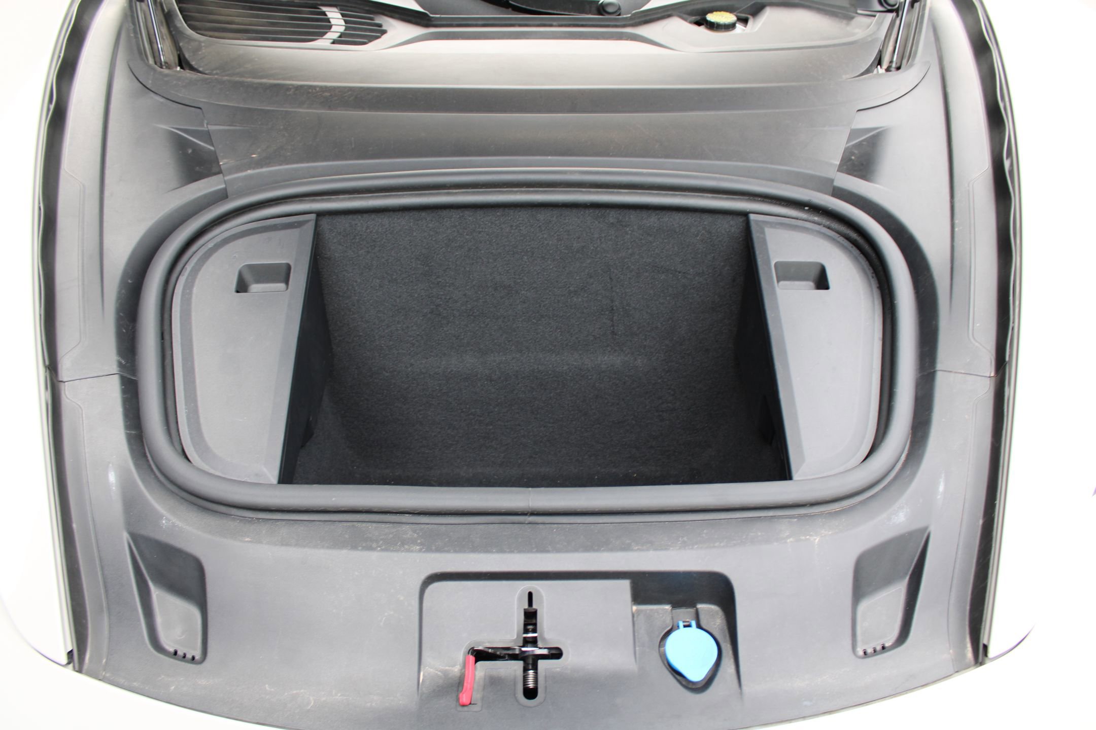 Used 2023 Porsche Taycan GTS image 27