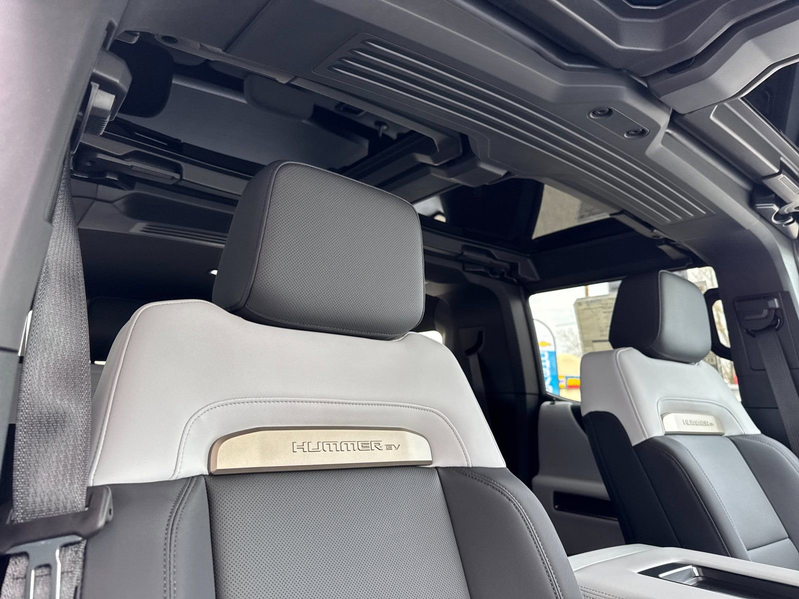 New 2025 GMC Hummer EV 2X w/ Extreme Off-Road Package image 18