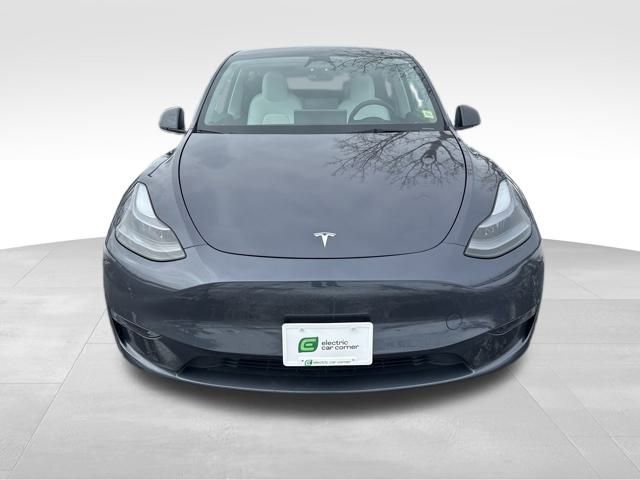 Used 2023 Tesla Model Y Long Range image 2