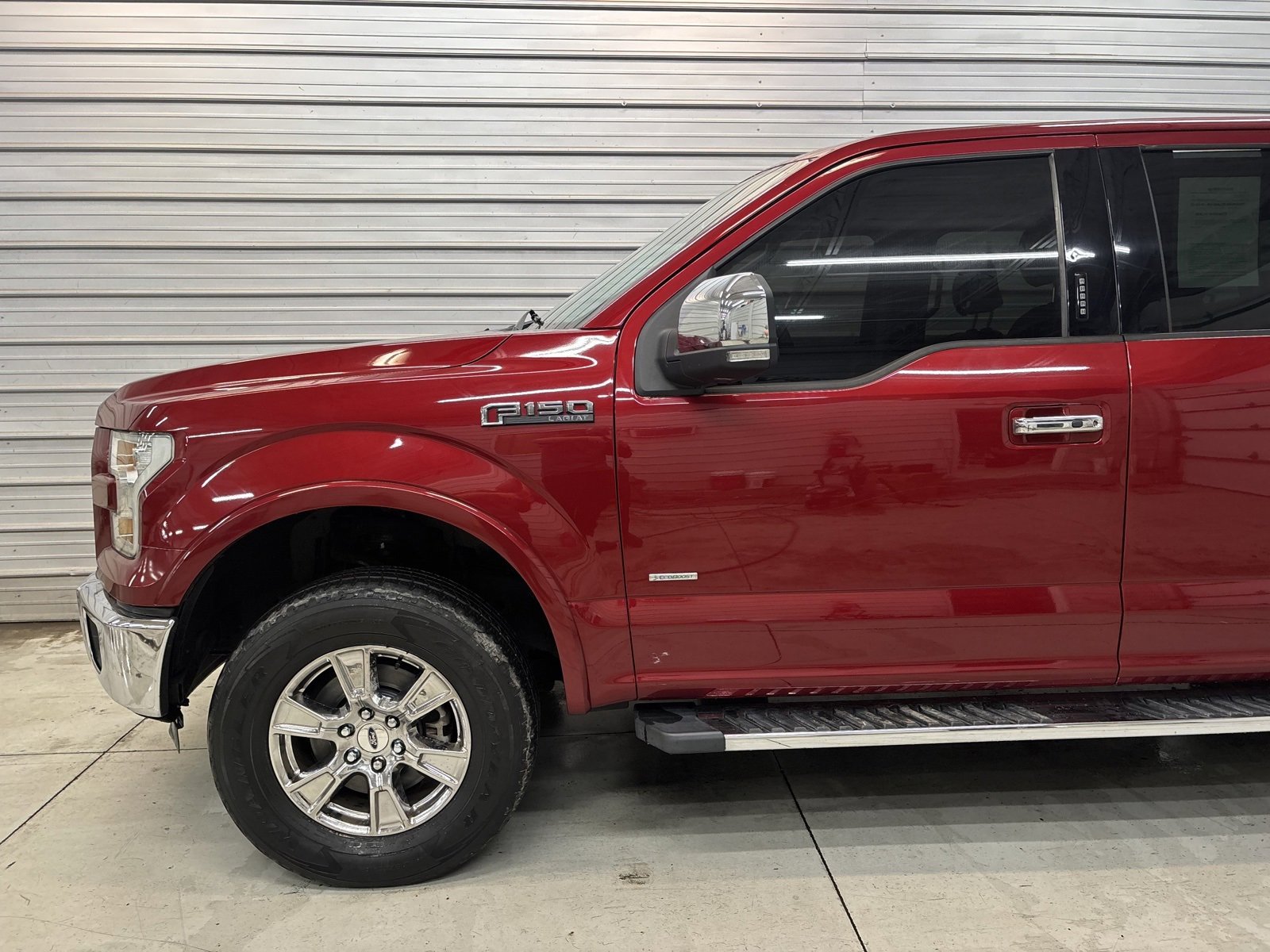 Used 2015 Ford F150 Lariat w/ Equipment Group 502A Luxury image 3