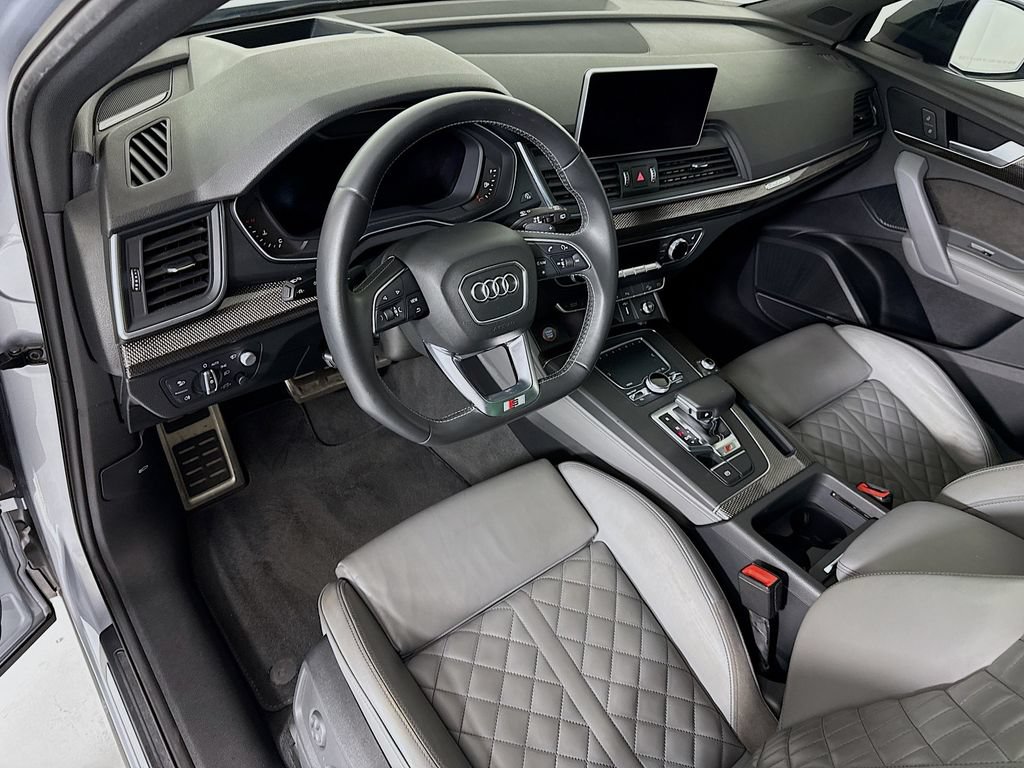 Used 2020 Audi SQ5 Prestige w/ Prestige Package AWD/4WD image 9