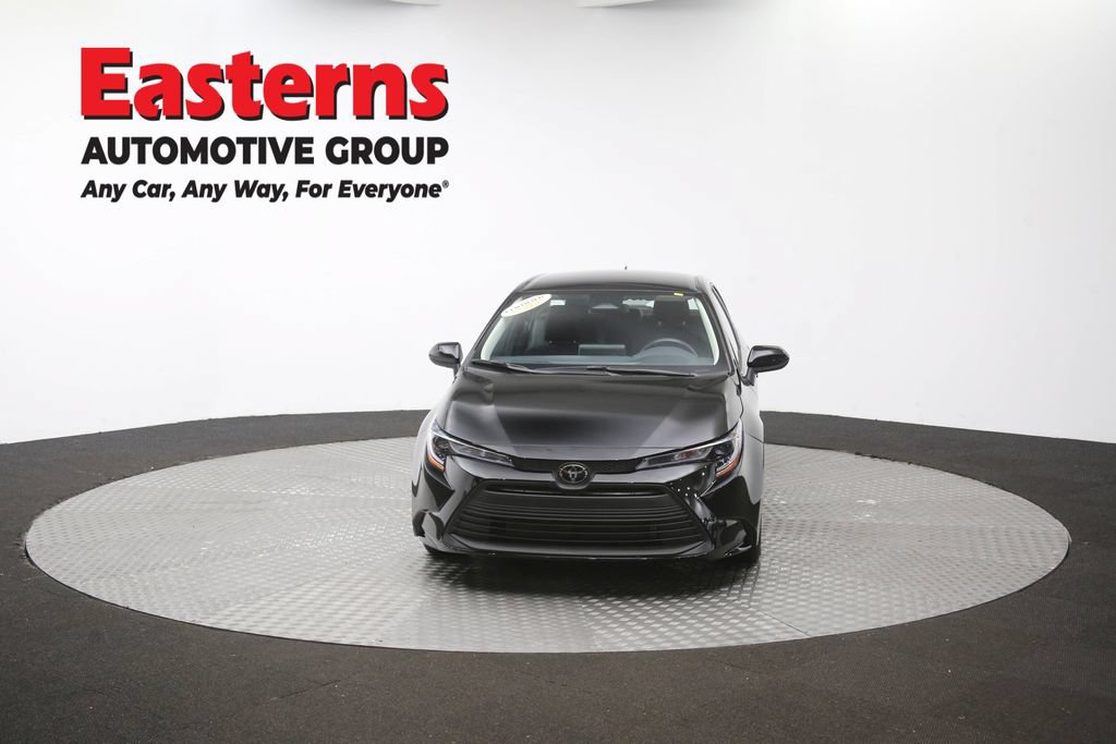 Used 2025 Toyota Corolla LE FWD image 54