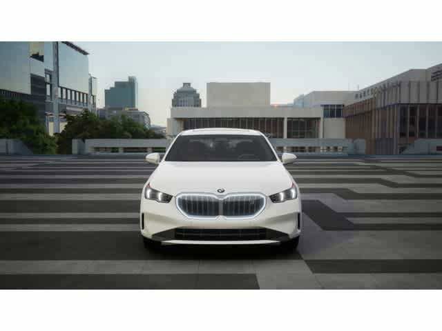 New 2026 BMW i5 eDrive40 AWD/4WD image 3