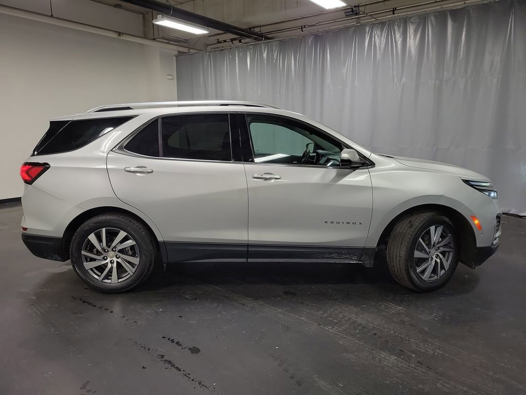 Used 2022 Chevrolet Equinox Premier image 9
