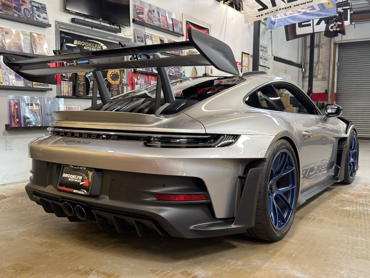Used 2024 Porsche 911 GT3 RS RWD image 7