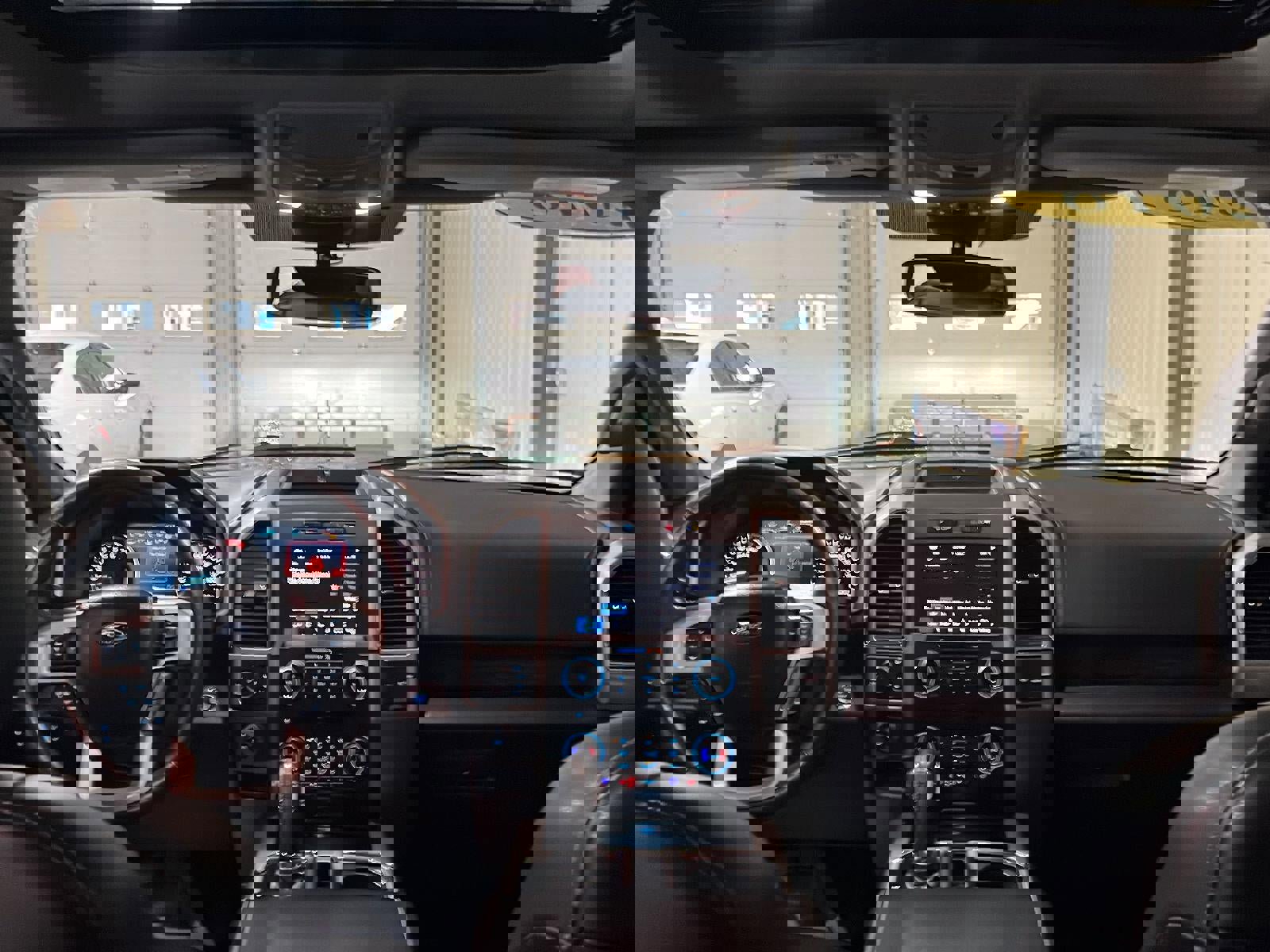 Used 2018 Ford F150 Lariat w/ Equipment Group 502A Luxury image 23