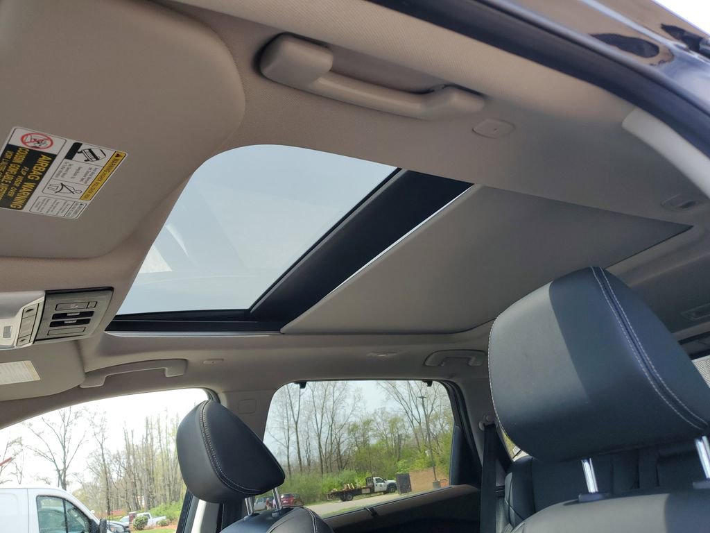 Used 2023 Nissan Rogue SL w/ SL Premium Package image 17