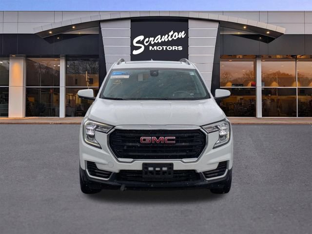 Used 2023 GMC Terrain SLE w/ Driver Convenience Package AWD/4WD image 8