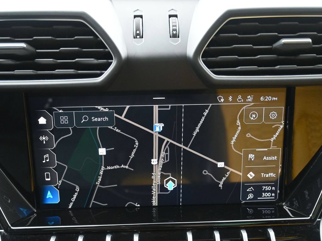 Used 2021 Lamborghini Urus AWD/4WD image 14