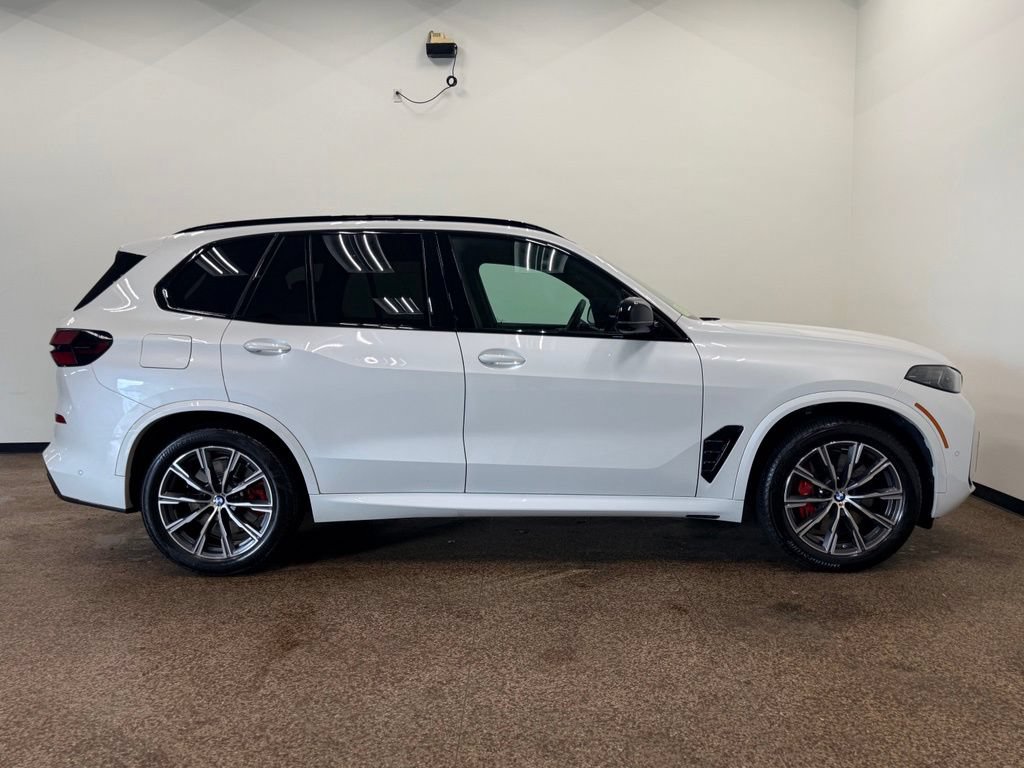 Used 2026 BMW X5 M60i AWD/4WD image 8