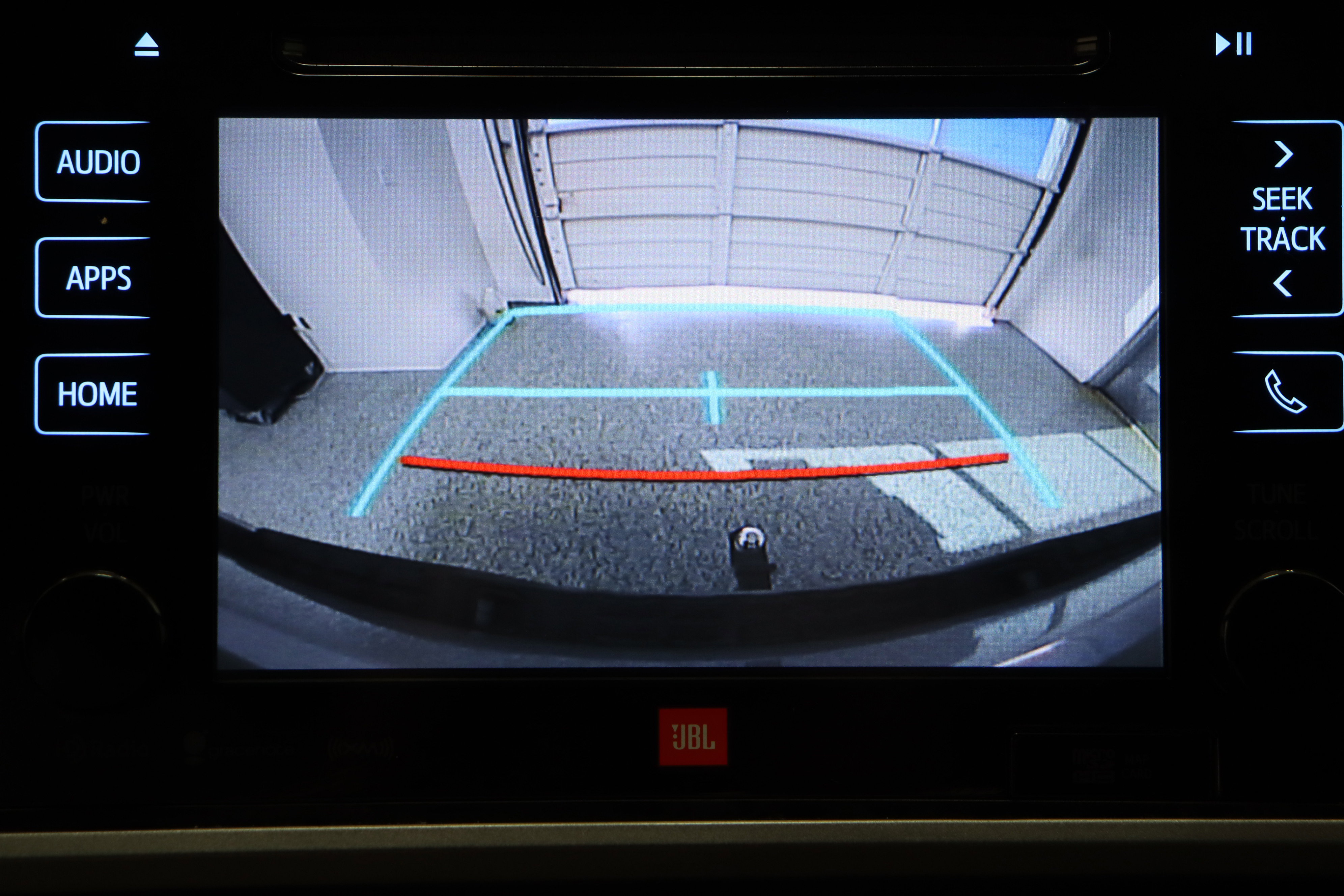 Used 2017 Toyota Tacoma Limited w/ Tow Package image 22