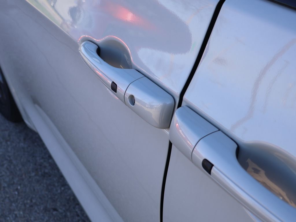 Used 2020 Chrysler Pacifica Touring w/ S Appearance Package image 11