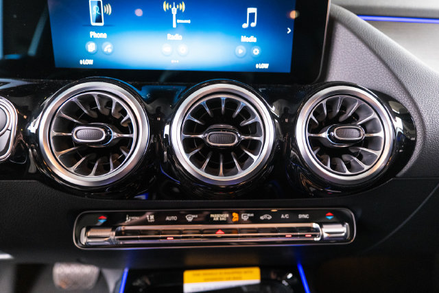 New 2026 Mercedes-Benz GLA 250 4MATIC image 28