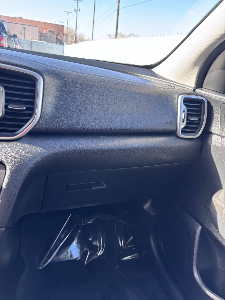 Used 2017 Kia Sportage EX image 11