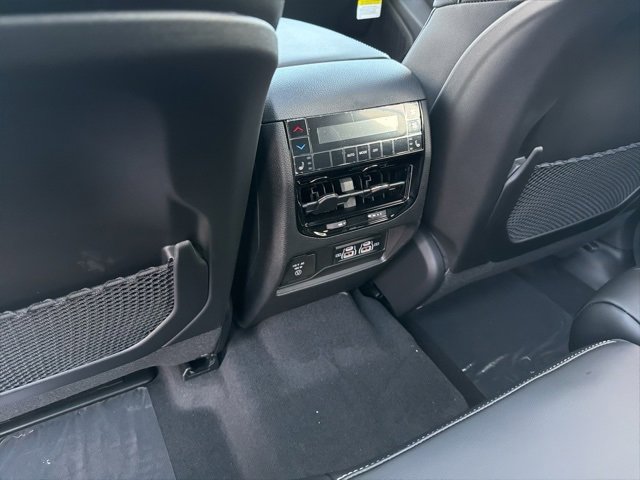 New 2025 Jeep Grand Cherokee L Limited image 9