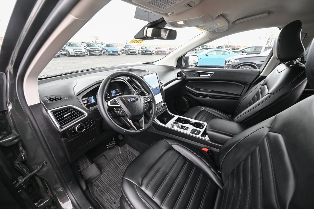 Certified 2024 Ford Edge SEL w/ Convenience Package image 16