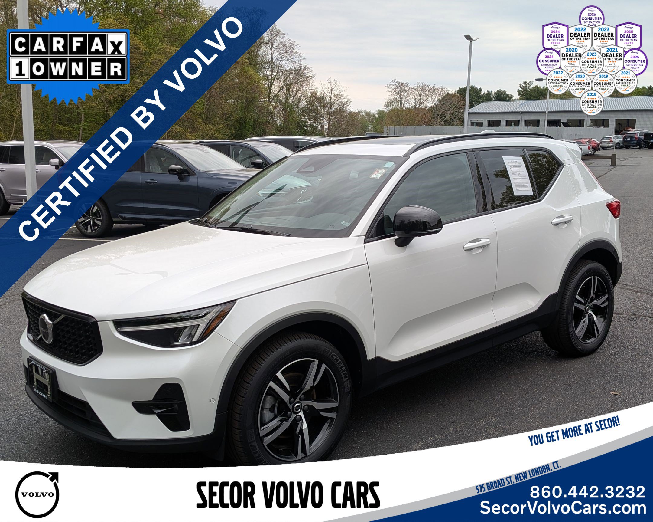 Certified 2023 Volvo XC40 B5 Plus w/ Driver Assist Package AWD/4WD image 1