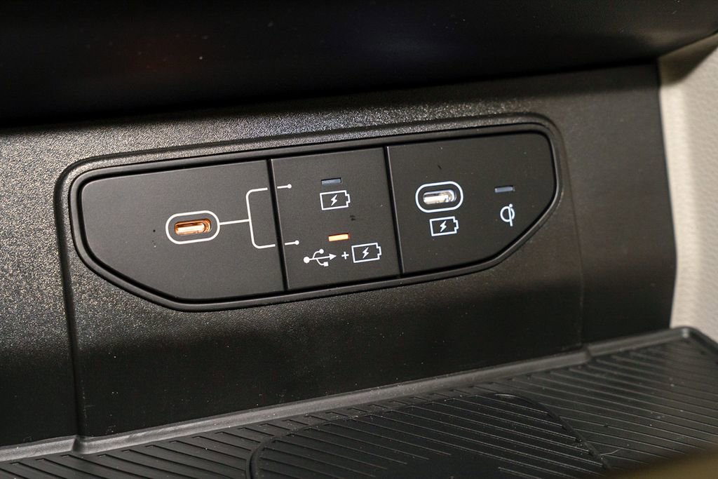 New 2026 Kia Sportage EX FWD image 16