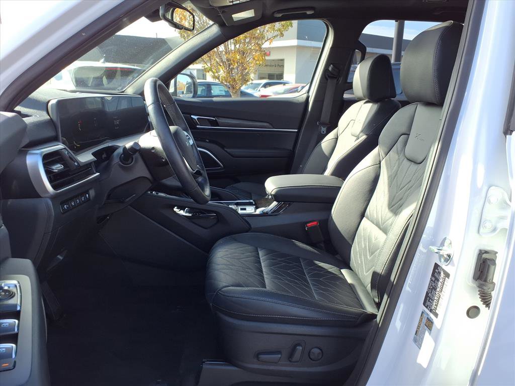 Used 2025 Kia Telluride EX X-Line image 26