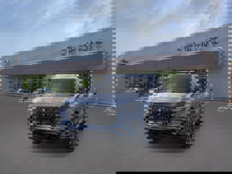 New 2026 Lincoln Aviator AWD image 2