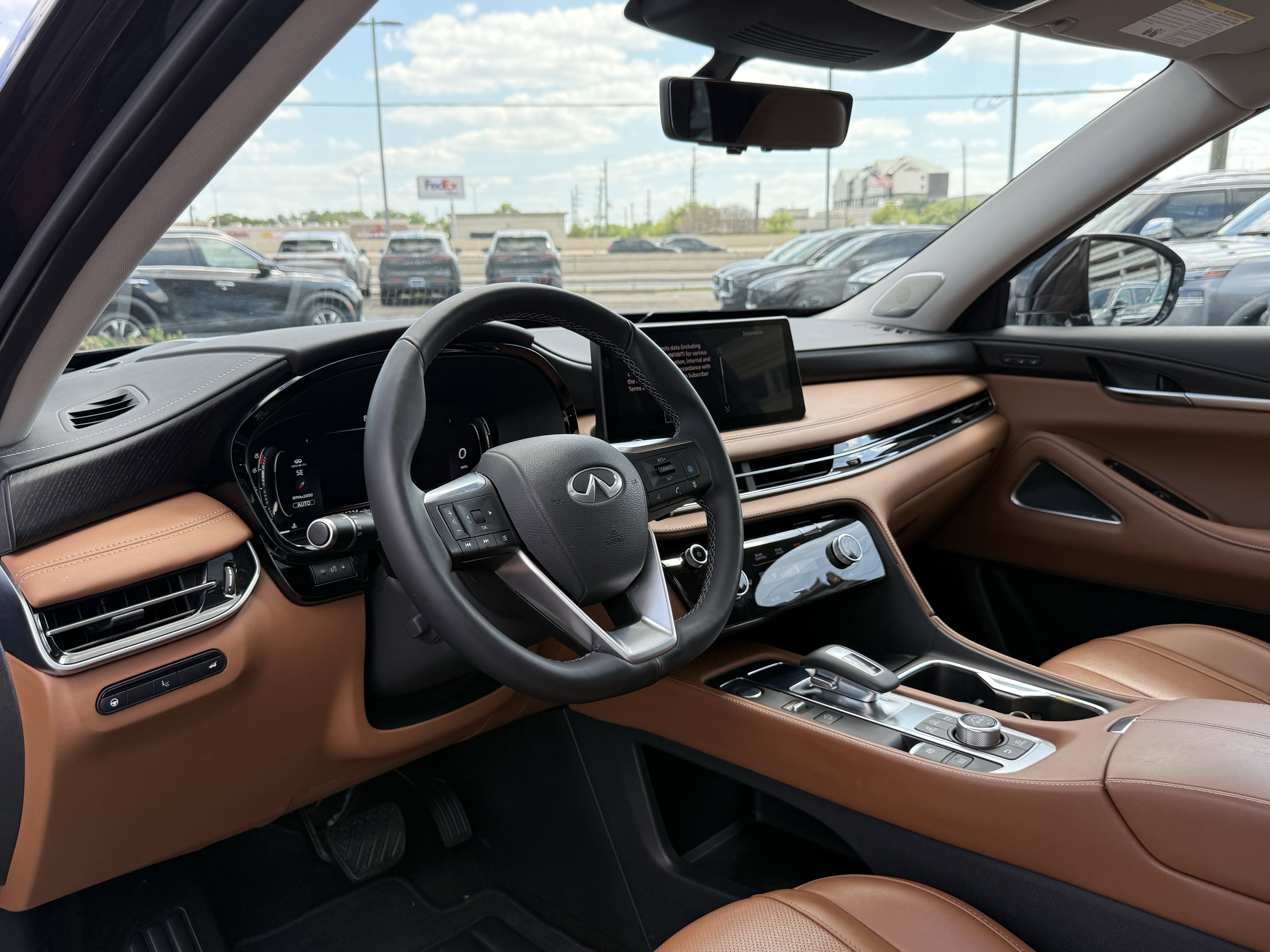 Certified 2023 INFINITI QX60 Sensory w/ Vision Package AWD/4WD image 15