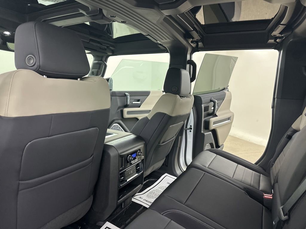 New 2026 GMC Hummer EV 2X image 28