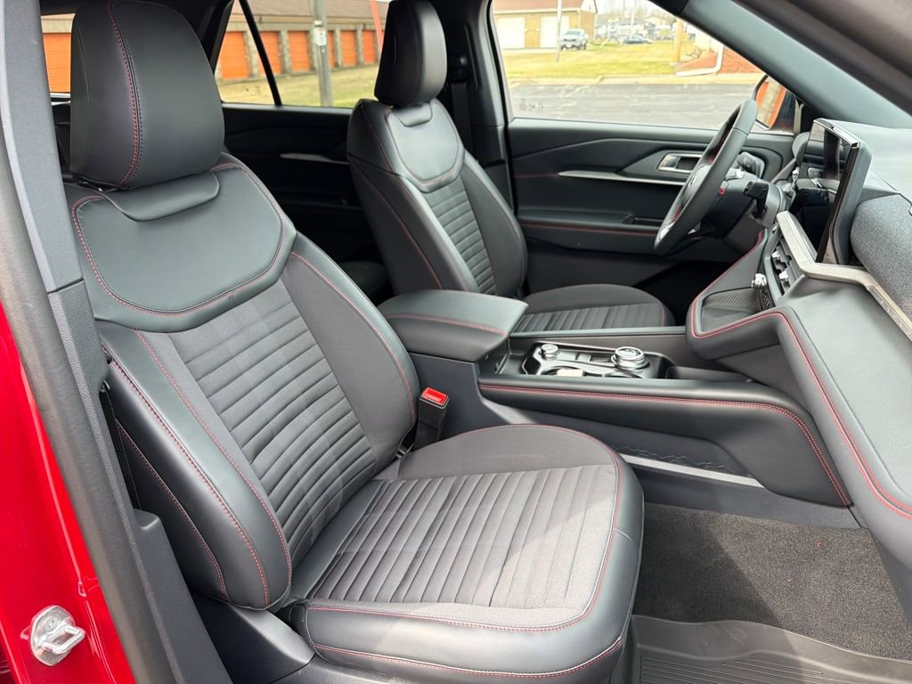 New 2026 Ford Explorer ST-Line image 22