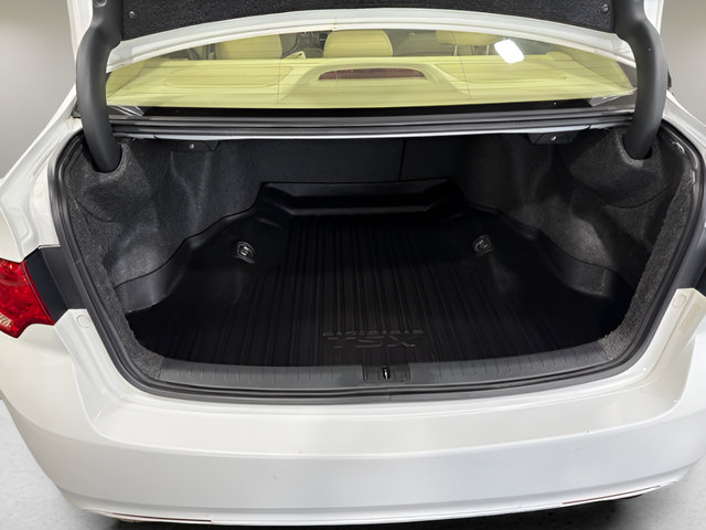 Used 2013 Acura TSX Sedan FWD image 35