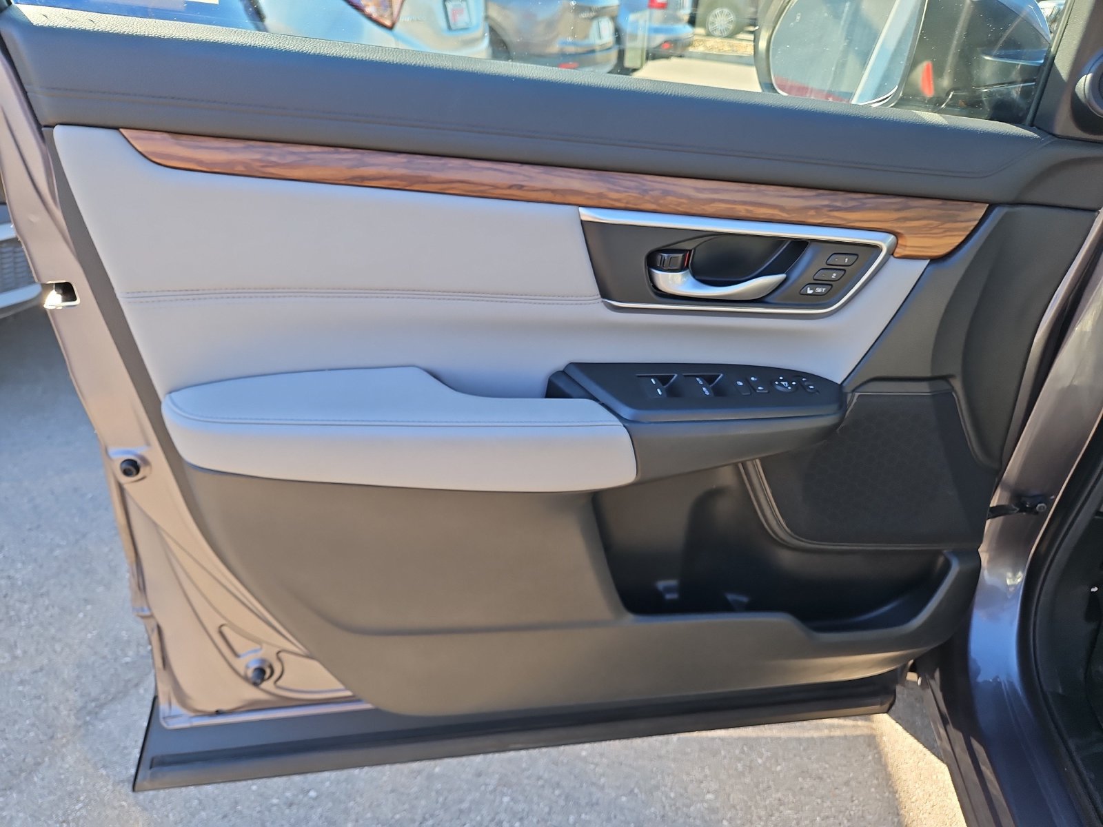 Used 2022 Honda CR-V Touring image 19