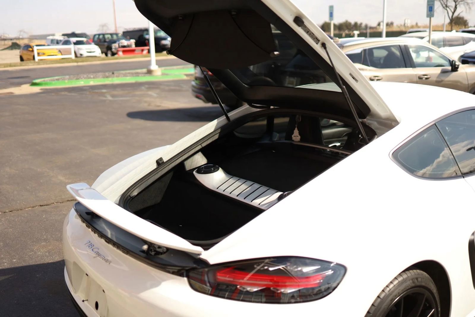 Used 2019 Porsche 718 Cayman RWD image 40